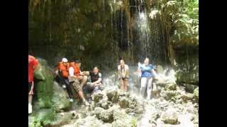 preview picture of video 'EXCURSION AL RIO TANAMA Y CUEVA DEL ARCO,  UTUADO, PUERTO RICO'