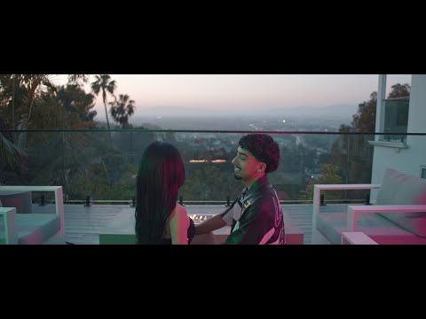 Pelinegra Loca - Ezra Martinez(Official Video)