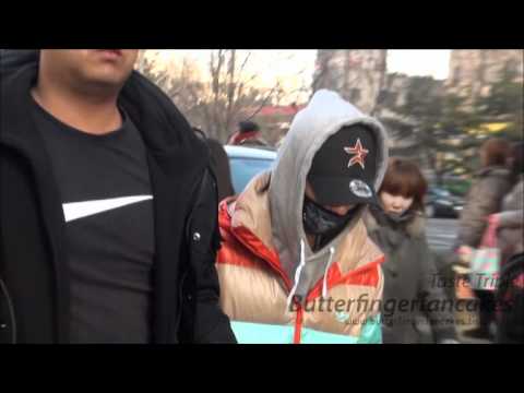 Fancam 120210 Teen Top going to Mubank