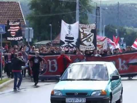 DVTK - Pápa | A diósgyőri ultrák vonulása I.