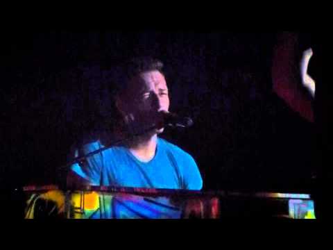 Coldplay Rotterdam 17-12-2011 Up In Flames pt 1