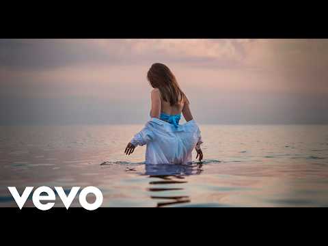 Alan Walker style & Ashlee - Night and light (Cover, Music Video)