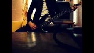 Tesla Boy Synchronizing bass cover