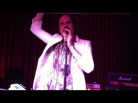 Donny Benet - Treat Yourself @ Petersham Bowling Club (24/1/15)
