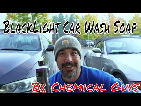 Chemical Guys Blacklight Hybrid Radiant Finish Car Wash Soap Review and Test
