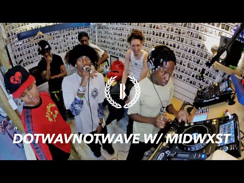 Balamii Booth: DOTWAVNOTWAVE w/ Midwxst, 5EB & Lzee (Cypher)