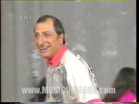 Pippo Franco  - Chi CHI chi CO Co CO ( Domenica In 1983 )