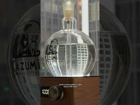 How to brew with a siphon? #kazumicoffee #coffee #coffeebrewing #coffeemaking #siphoncoffee