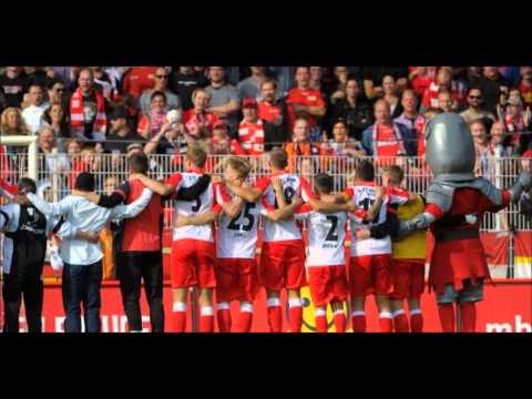 Eiserne Hymne gesungen von den Fans