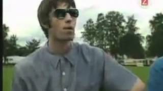 Liam Gallagher sings Girls &amp; Boys