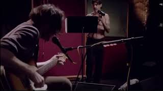 Red Hot Chili Peppers : Police Station - From The Basement 2012