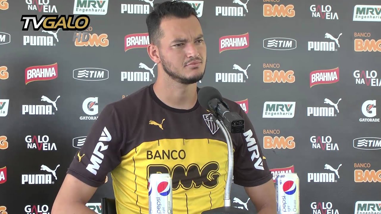 04/12/2014 Entrevista Coletiva: Réver