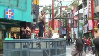 [問卦] 在西門町彩虹斑馬線跳舞要多有勇氣？