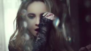 Sabrina Carpenter - Eyes Wide Open (Reversed, backwards)