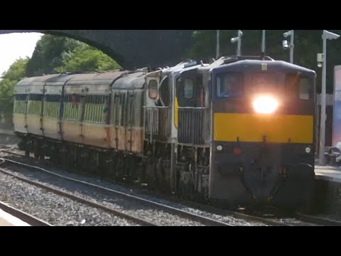 Irish Rail 071 + 073 haul the RPSI Cravens on the IRRS diesel Railtour