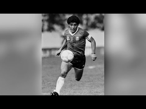 足球偶像、世界盃冠軍馬拉多納去世。 (Soccer icon and World Cup winner Maradona dies)