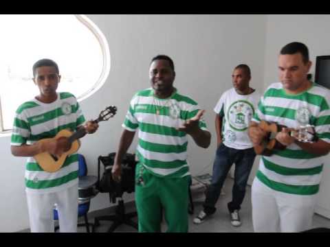 Marcelo Rodrigues canta o samba do Cubango para o Carnaval 2013