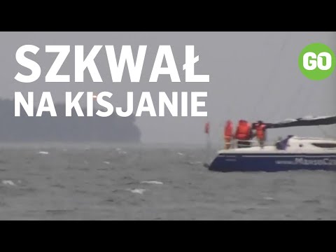 Szkwał na jeziorze Kisajno na Mazurach