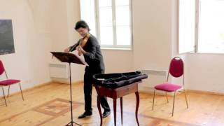 Ittai Rosenbaum: Movement,  for solo violist