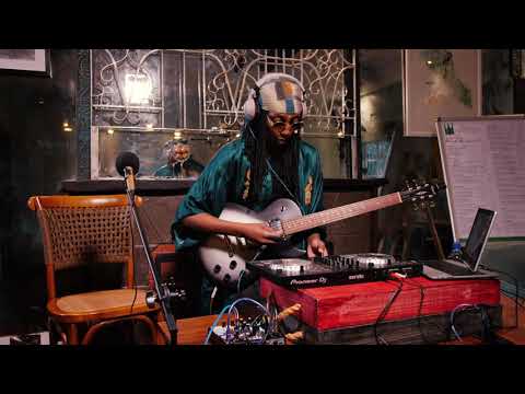 BlvckMoon ~ TiDES Live ~ 01