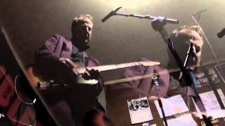 THE NEW INVINCIBLES 'Punch Clock Blues' Live at CasaDelDiablo 2013