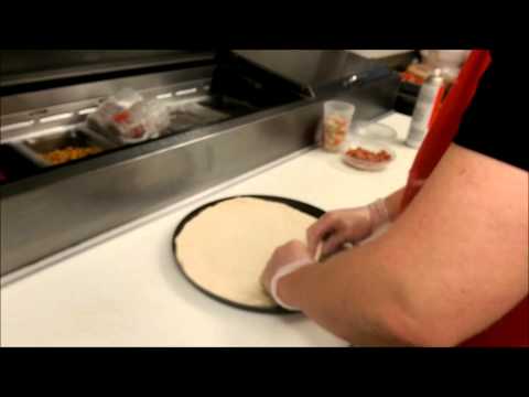 How To Make Chicken Bacon Ranch Pizza - Casey's General Store