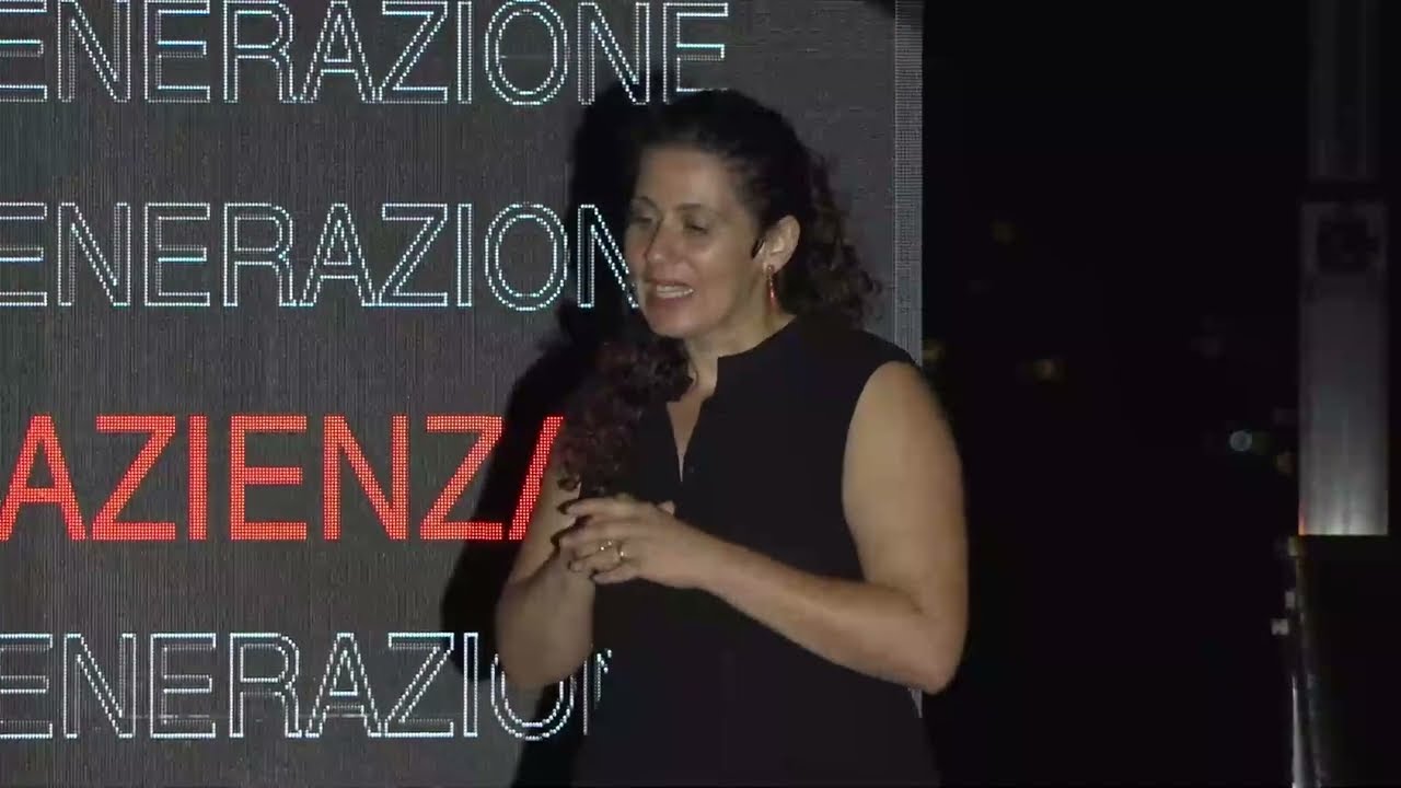 Il coraggio | Sarah Khoudja | TEDxPollica