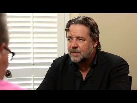 Russell Crowe On Fame: People "Filled In" The Gaps In Information | Larry King Now | Ora.TV