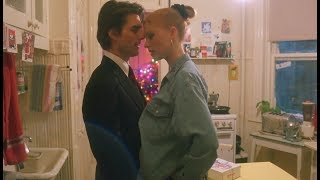 Genius subtlety or happy accidents? Rainbow lens flares in EYES WIDE SHUT video