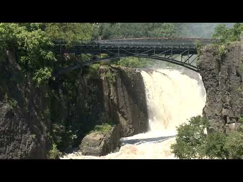 Great Falls Pedestrian Bridge Closed