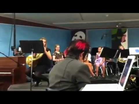 "You belong with me" by Taylor Swift - Bailey's horn solo