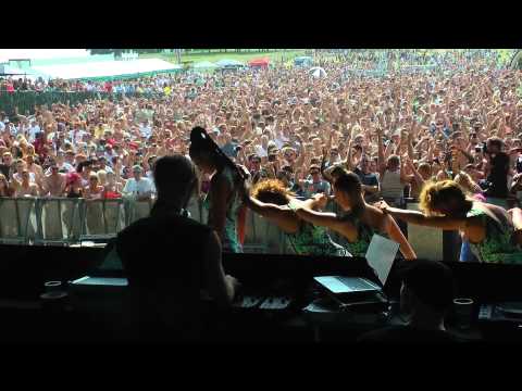 Ricardo Villalobos & Richie Hawtin @ Cocoon in the park 2013