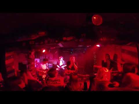 Rīgas Modes "Balts ferrari" live @klubsDEPO (06.05.2022)