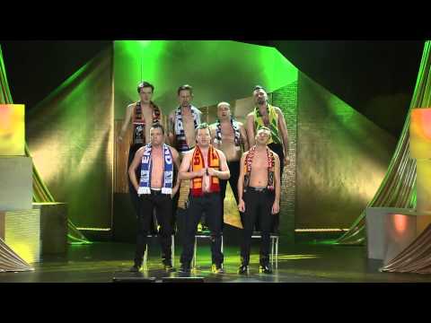 Kabaret Smile/ Ani Mru-Mru/ Kabaret Młodych Panów - Piosenka kibiców (Official HD, 2014)ow