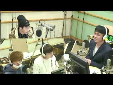 라디오에서 자기노래 Sinking down with you 부르는 이병재