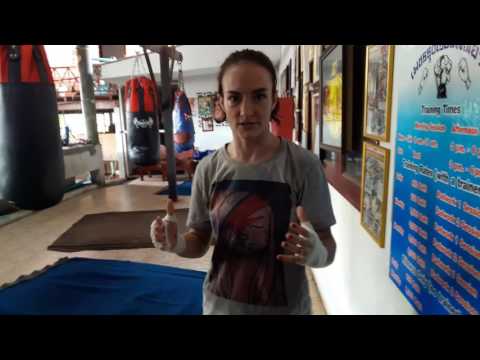 Sylvie's Tips  -  Improve Your Muay Thai Elbows Using the Wall
