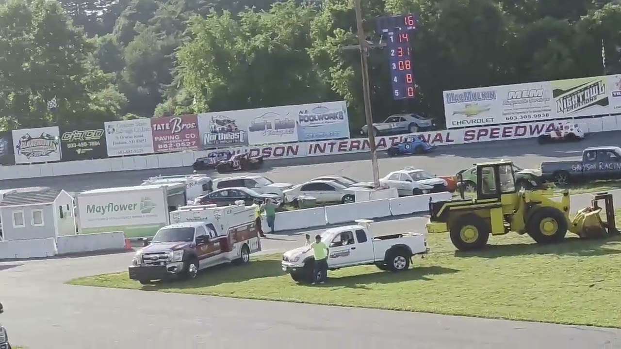 Hudson Speedway-Dwarf Cars feature 6-28-26