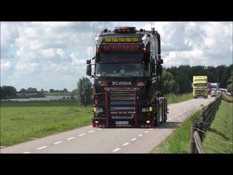 Intocht Nog Harder Lopik 2016 open loud pipes saves lives HD