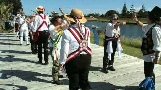 preview picture of video 'NZ Morris Tour 2015 in Waitara'