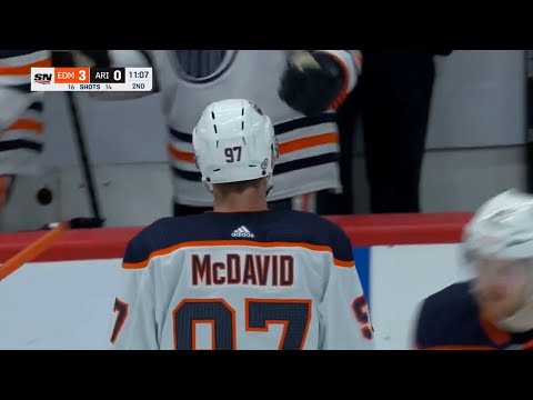 Connor McDavid scores NHL career goal number 200 | October 21, 2021 | Oilers @ Coyotes