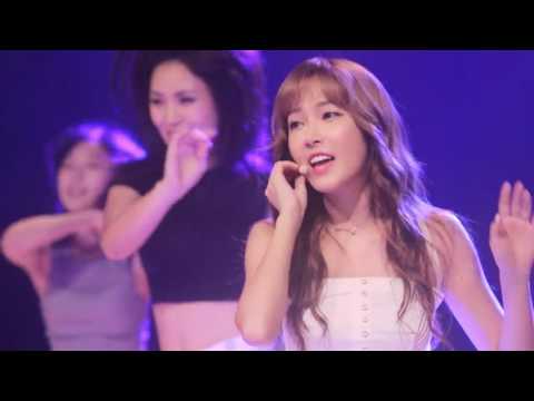 Jessica - Fly Live 52216