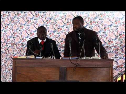 Frs Felly Lunsu & Anaclet Udiadia 11/04/2010 Fikin (1)