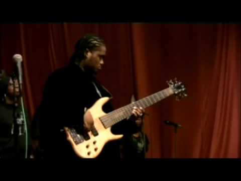 James Ross @ Dwayne "DW" Wright - Bass Solo Tribute (Meaghan Williams Concert