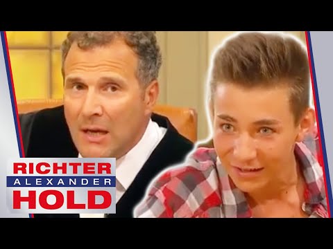 "Halt einfach deine Fresse?" Rich Kid beschimpft seine Mutter! | 1/2 | Richter Alexander Hold |SAT.1