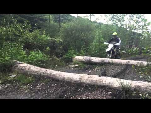 2016 husqvarna te300 hitting a double