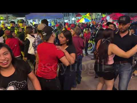 Seguimos en Olopa Chiquimula bailazo con el grupo seguidores M1 