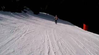 preview picture of video 'Zjazd na desce snowboardowej  trasą nr 2  w Bad Kleinkirchheim (Alpy-Austria) cz.2'