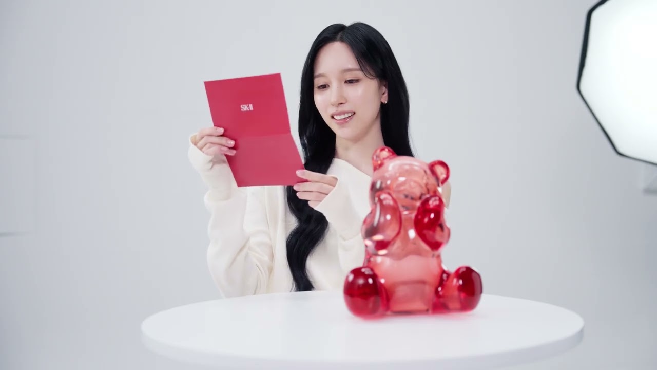 MINA X SK-II 広がるクリアな素肌の贈り物 シリーズ 2