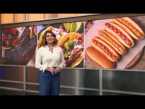 Dallas Food Truck Aiming To Represent Texas Hot Dogs