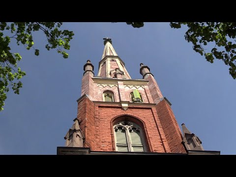 28 Lat: Riga: retrace Walking Tour 3, another walkabout 1, 3 CHRs    SD 480p